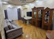 Satılır 3 otaqlı 90 m2 köhnə tikili Azadlıq prospekti m.
