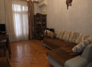 Satılır 3 otaqlı 75 m2 köhnə tikili Gənclik m.
