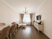 Satılır 3 otaqlı 85 m2 köhnə tikili Bakıxanov