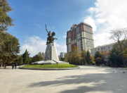 Satılır 2 otaqlı 70 m2 köhnə tikili 28 May m.