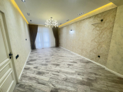 Satılır 4 otaqlı 127 m2 yeni tikili Qara Qarayev m.