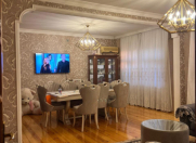 Satılır 5 otaqlı 125 m2 köhnə tikili Azadlıq prospekti m.