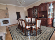 Satılır 3 otaqlı 90 m2 köhnə tikili İçəri Şəhər m.