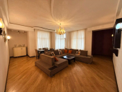Satılır 3 otaqlı 180 m2 yeni tikili Nizami m.