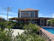 İcarəyə verilir 6 otaqlı 400 m2 bağ evi Şüvəlan