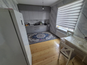 Satılır 3 otaqlı 100 m2 yeni tikili Binə