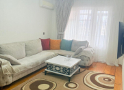 Satılır 3 otaqlı 90 m2 köhnə tikili 9 mkr