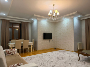 Satılır 3 otaqlı 130 m2 yeni tikili 20 yanvar m.