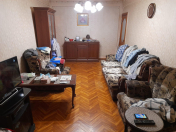 Satılır 2 otaqlı 60 m2 köhnə tikili Gənclik m.