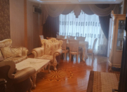 Satılır 4 otaqlı 170 m2 yeni tikili 8 Noyabr m.