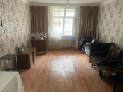 Satılır 1 otaqlı 40 m2 köhnə tikili 28 May m.
