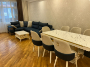 Satılır 4 otaqlı 136 m2 yeni tikili Həzi Aslanov m.