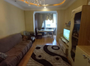 Satılır 3 otaqlı 78 m2 köhnə tikili Yasamal r.