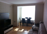 Satılır 3 otaqlı 80 m2 köhnə tikili Nizami m.