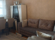 Satılır 3 otaqlı 85 m2 köhnə tikili Qara Qarayev m.
