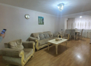 Satılır 3 otaqlı 82 m2 köhnə tikili İnşaatçılar m.