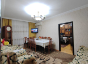 Satılır 5 otaqlı 110 m2 köhnə tikili Əhmədli m.