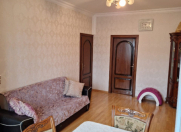 Satılır 2 otaqlı 60 m2 köhnə tikili Gənclik m.