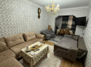 Satılır 3 otaqlı 90 m2 köhnə tikili Bakı