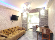 Satılır 3 otaqlı 90 m2 köhnə tikili Xətai r.