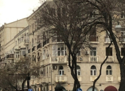 Satılır 2 otaqlı 45 m2 köhnə tikili Elmlər Akademiyası m.