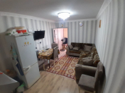 Satılır 2 otaqlı 45 m2 köhnə tikili Həzi Aslanov m.