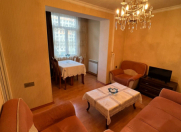 Satılır 2 otaqlı 45 m2 köhnə tikili 28 May m.