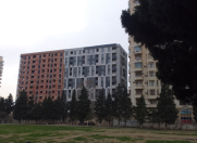 Satılır 1 otaqlı 50 m2 yeni tikili İnşaatçılar m.