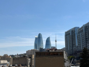 Satılır 4 otaqlı 208 m2 yeni tikili Səbail r.