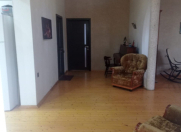 İcarəyə verilir 4 otaqlı 230 m2 villa Badamdar