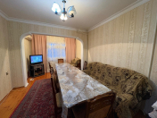 Satılır 2 otaqlı 65 m2 köhnə tikili Y.Günəşli