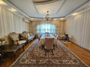 Satılır 3 otaqlı 140 m2 yeni tikili Gənclik m.