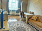 Satılır 2 otaqlı 60 m2 köhnə tikili Xalqlar Dostluğu m.