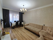 Satılır 3 otaqlı 70 m2 köhnə tikili Atatürk parkı