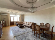 Satılır 3 otaqlı 126 m2 yeni tikili Nizami m.