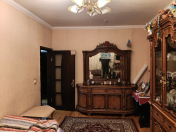 Satılır 3 otaqlı 90 m2 köhnə tikili Xətai r.