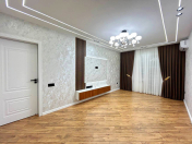 Satılır 3 otaqlı 80 m2 köhnə tikili Əhmədli m.