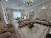 Satılır 4 otaqlı 400 m2 həyət evi Novxanı