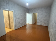 Satılır 2 otaqlı 50 m2 köhnə tikili Azadlıq prospekti m.