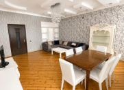Satılır 3 otaqlı 120 m2 yeni tikili Həzi Aslanov m.