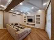 İcarəyə verilir 3 otaqlı 140 m2 yeni tikili Ağ şəhər
