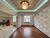 Satılır 3 otaqlı 130 m2 yeni tikili Şah İsmayıl Xətai m.