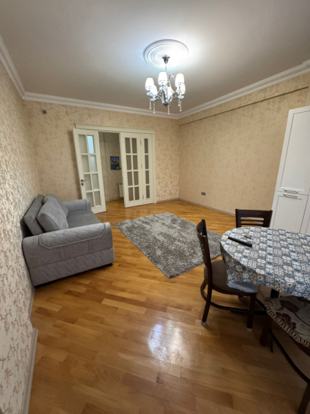 Satılır 2 otaqlı 85 m2 yeni tikili 8 mkr