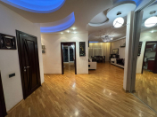 Satılır 3 otaqlı 150 m2 yeni tikili Həzi Aslanov m.