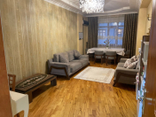 Satılır 2 otaqlı 92 m2 yeni tikili Gənclik m.