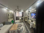 Satılır 2 otaqlı 60 m2 köhnə tikili Azadlıq prospekti m.