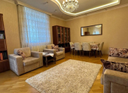 Satılır 3 otaqlı 140 m2 yeni tikili İnşaatçılar m.