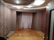 Satılır 3 otaqlı 90 m2 köhnə tikili 8 mkr