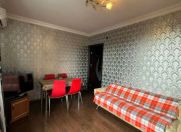 Satılır 2 otaqlı 55 m2 köhnə tikili Bakıxanov