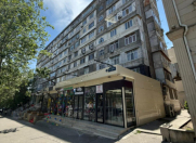 Satılır 2 otaqlı 60 m2 köhnə tikili İnşaatçılar m.
